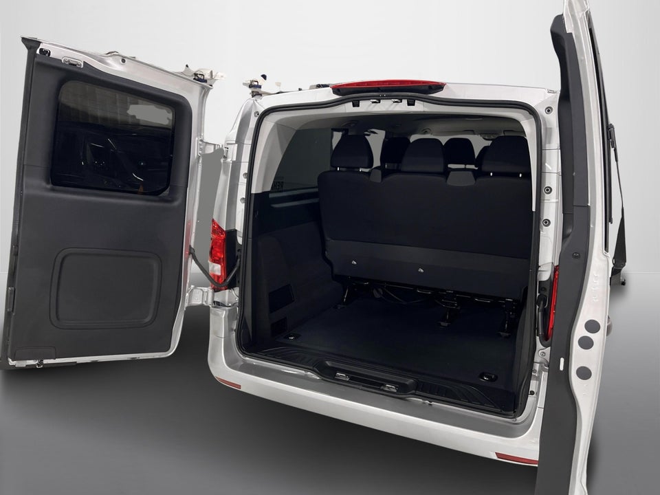 Mercedes eVito 129 Tourer PRO XL