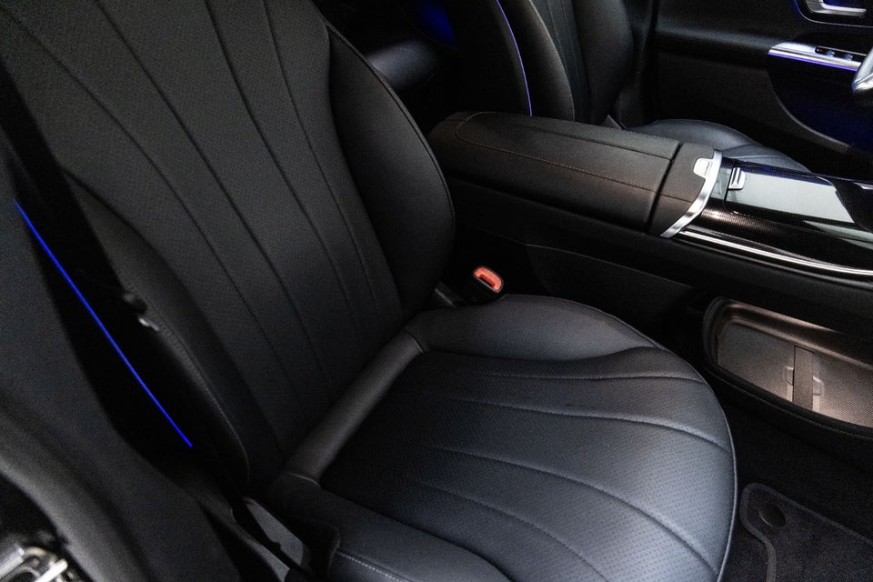 Mercedes EQE350 AMG Line 4d