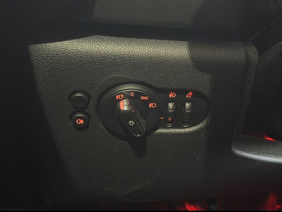 MINI Cooper SE Classic Trim 3d