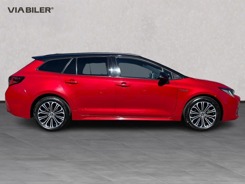 Toyota Corolla 1,8 Hybrid H3 Design Touring Sports MDS 5d