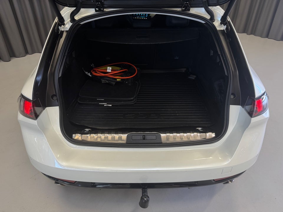Peugeot 508 1,6 Hybrid Allure Pack SW EAT8 5d
