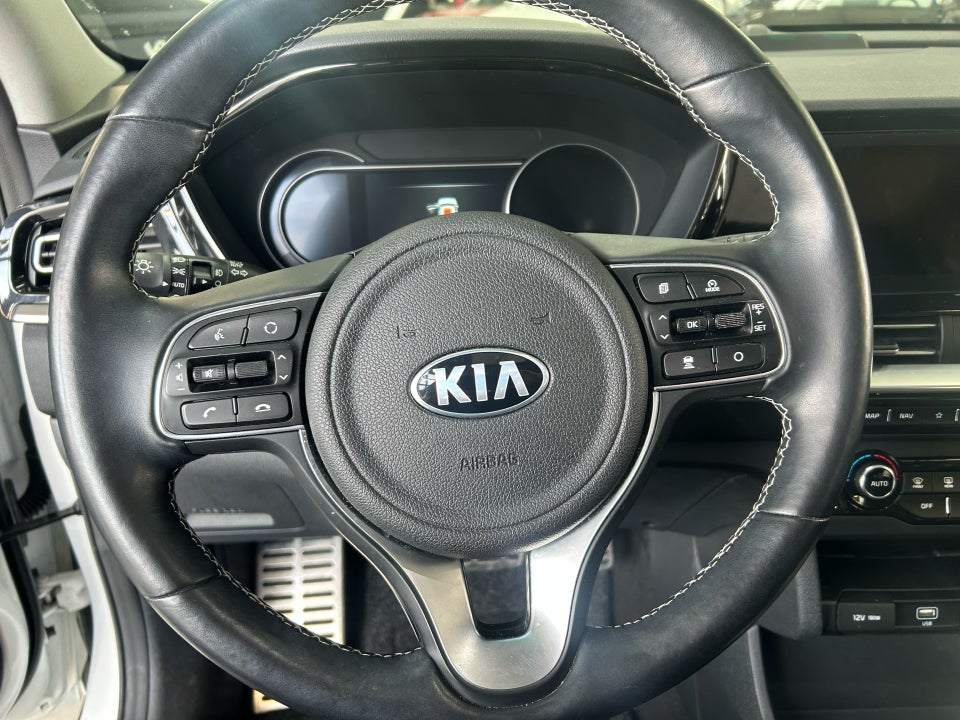Kia e-Niro 64 Advance 5d