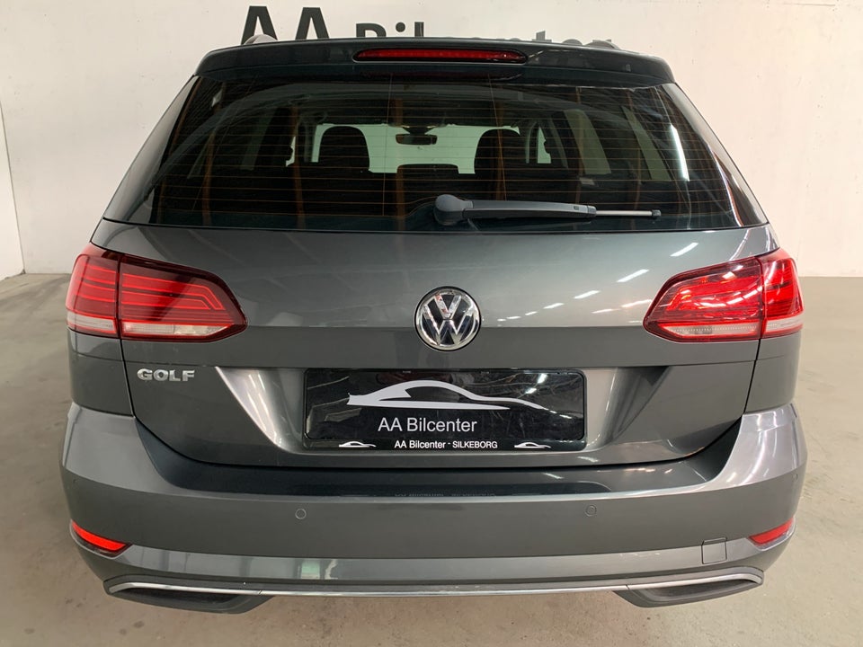 VW Golf VII 1,6 TDi 115 IQ.Drive Variant DSG 5d