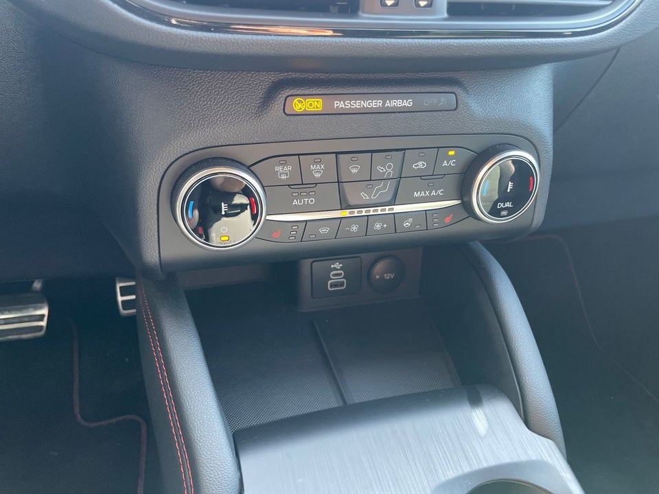 Ford Kuga 2,5 PHEV ST-Line X CVT 5d