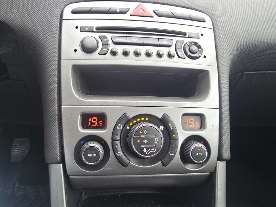 Peugeot 308 1,6 e-HDi 112 Access 5d