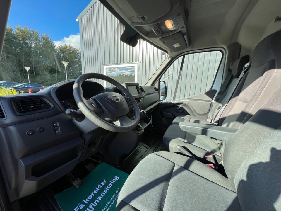 Nissan Interstar 2,3 dCi 165 L4H2 N-Connecta Van RWD