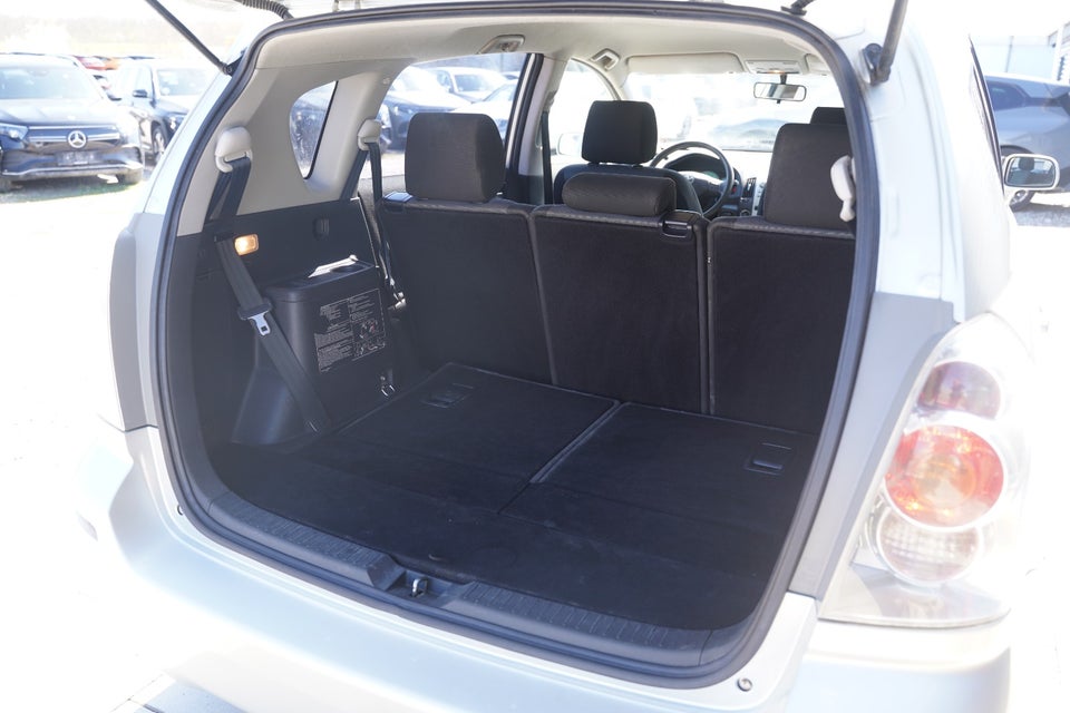 Toyota Corolla Verso 1,8 Terra 7prs 5d
