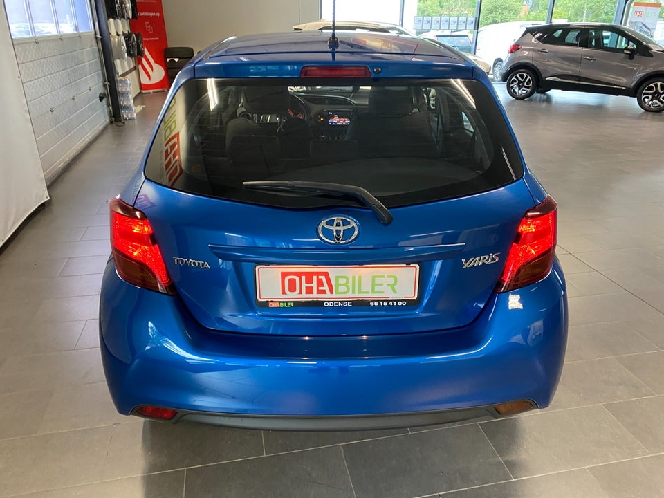 Toyota Yaris 1,0 VVT-i T2 5d