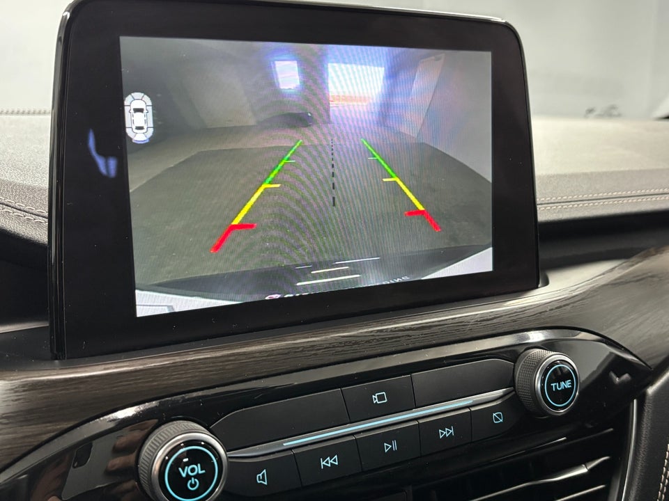 Ford Kuga 2,5 PHEV Vignale CVT 5d