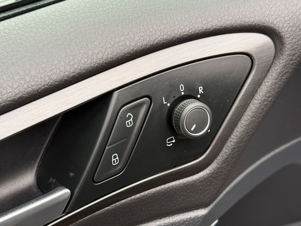 VW Golf VII 1,4 GTE DSG 5d