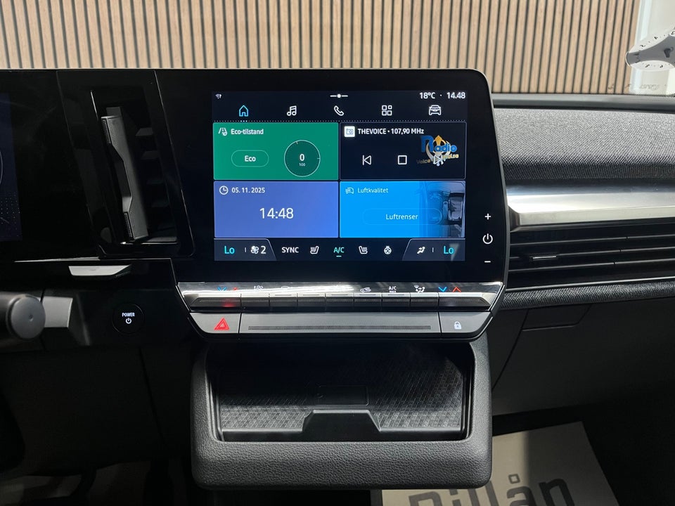 Renault Megane E-Tech 40 Equilibre 5d