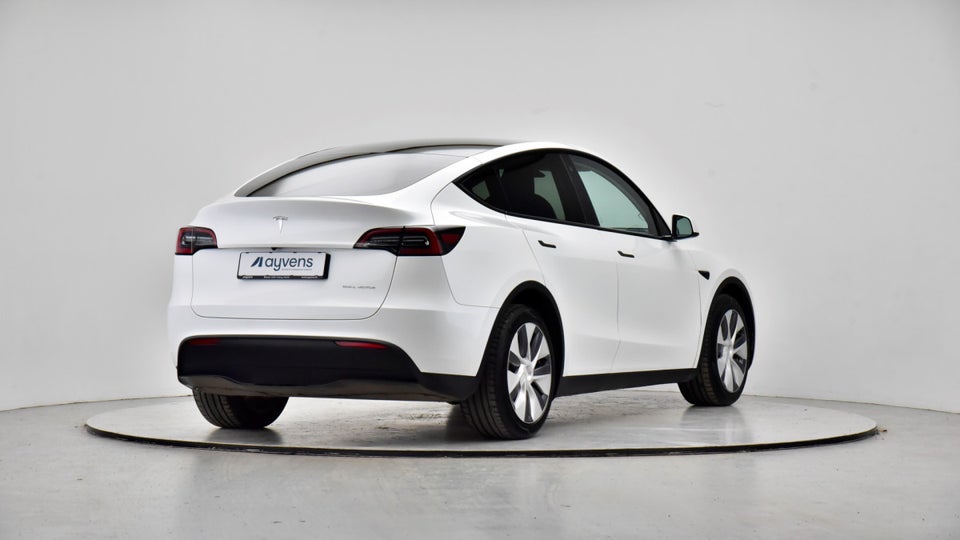 Tesla Model Y Long Range AWD 5d