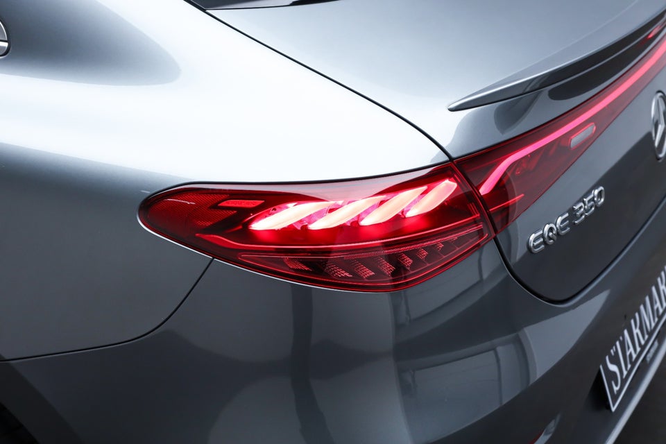 Mercedes EQE350 Electric Art 4d