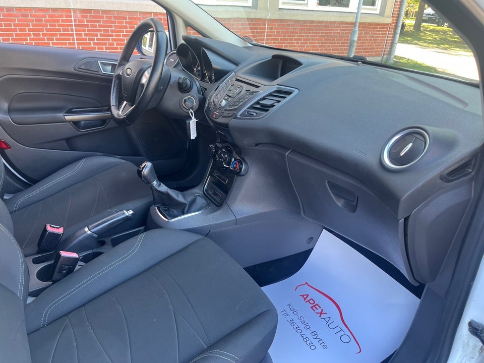 Ford Fiesta 1,0 SCTi 100 Titanium 5d