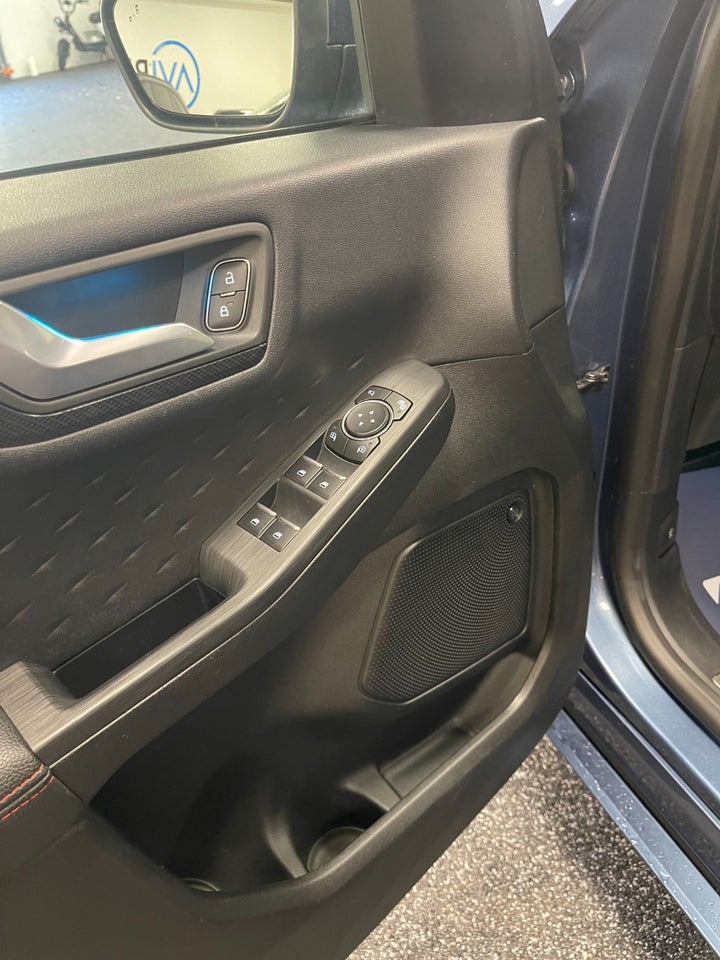 Ford Kuga 2,5 PHEV ST-Line X CVT 5d