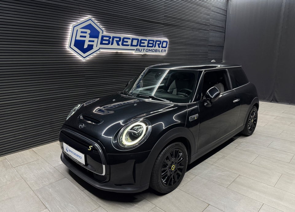 MINI Cooper SE Classic Trim 3d