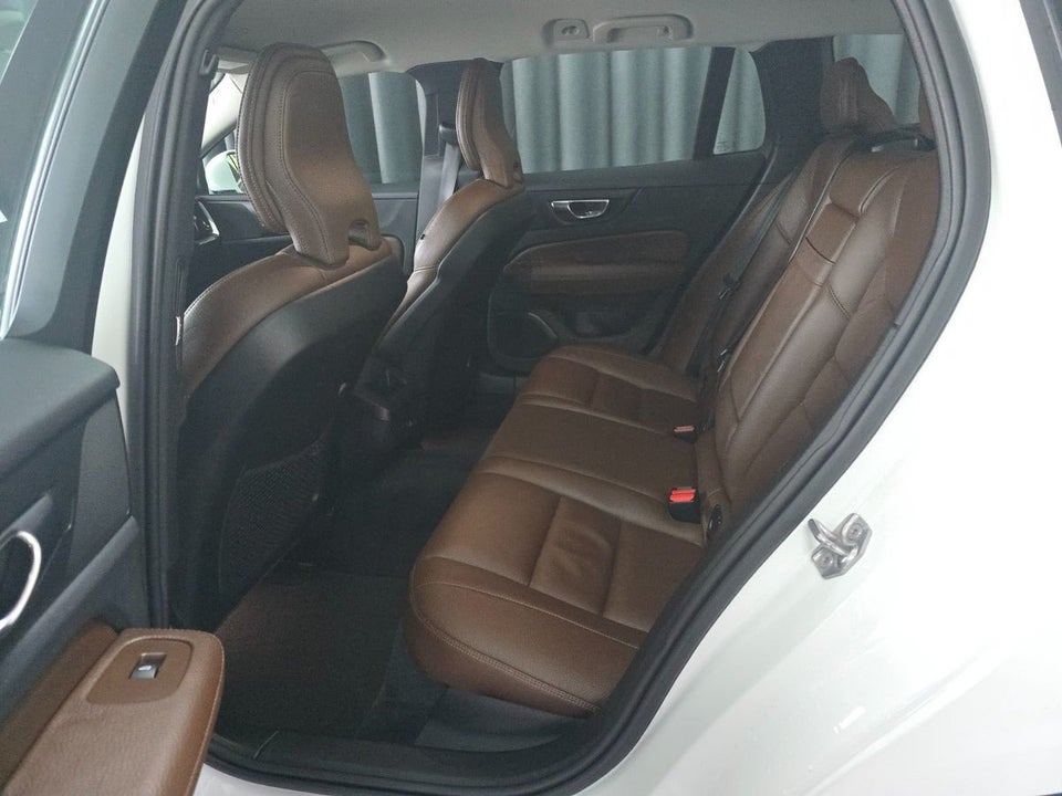 Volvo V60 2,0 D4 190 Inscription aut. 5d