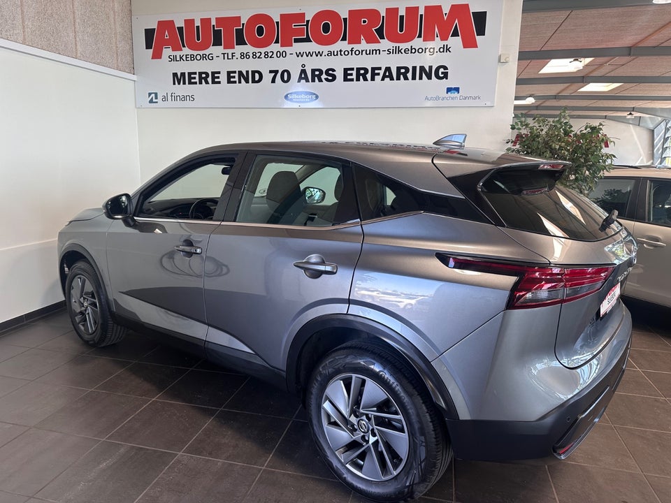 Nissan Qashqai 1,3 mHEV Acenta 5d