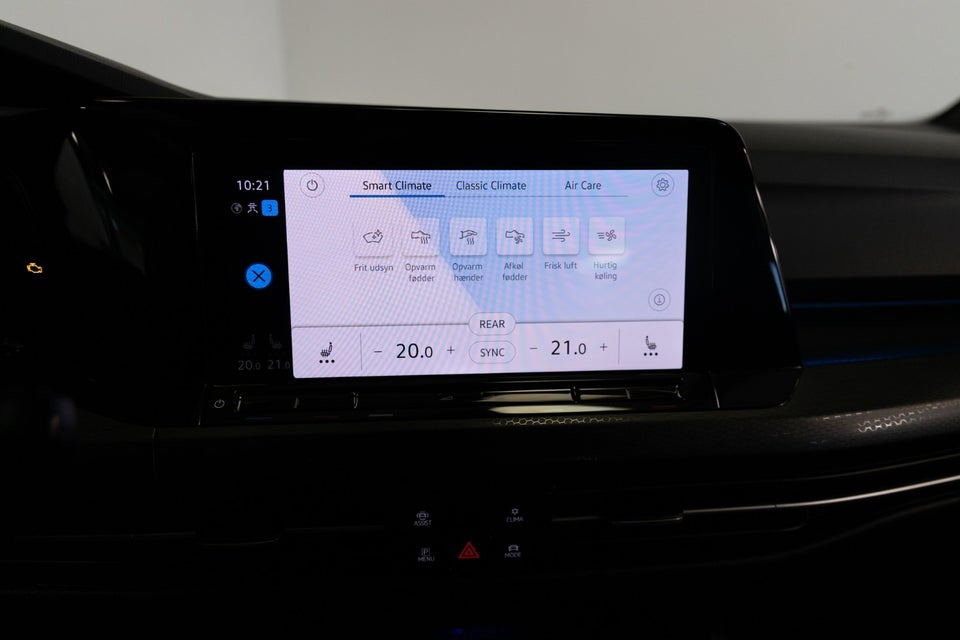 VW Golf VIII 1,4 GTE DSG 5d