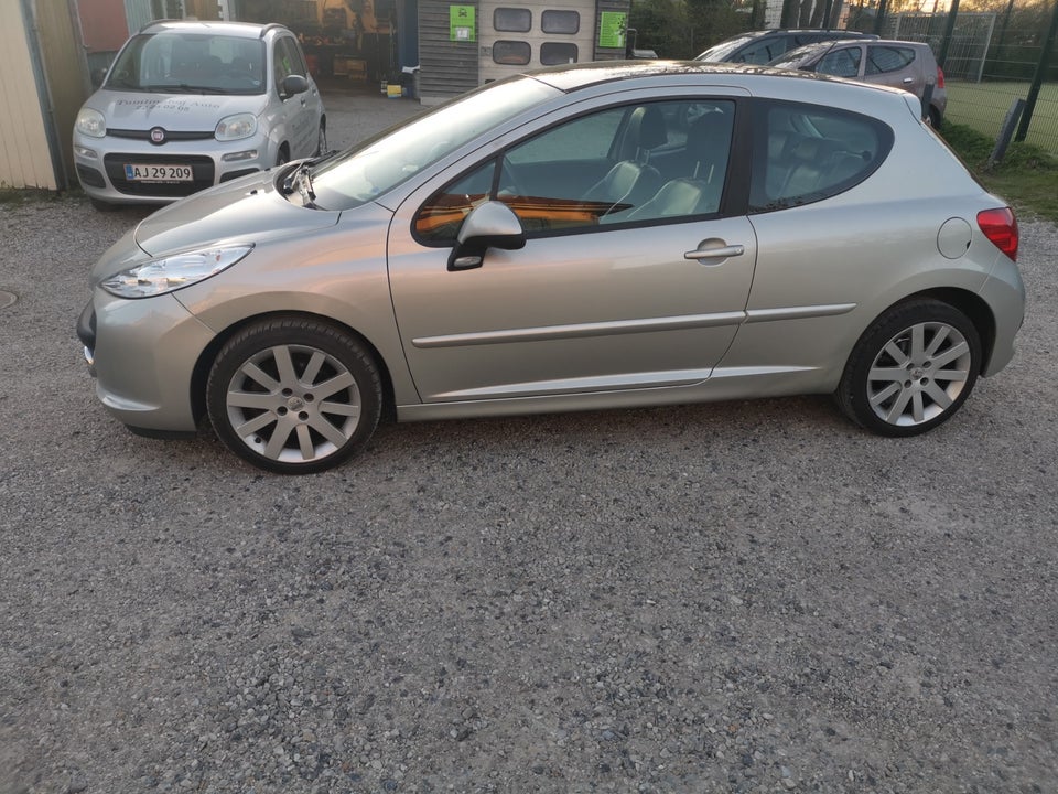 Peugeot 207 1,6 GT 3d