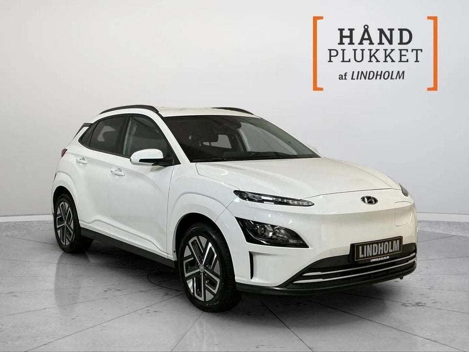 Hyundai Kona 39 EV Essential 5d