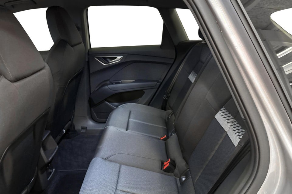 Audi Q4 e-tron 45 S-line 5d