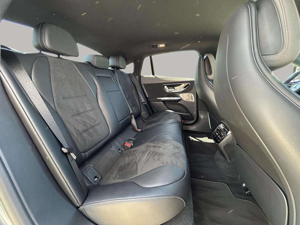Mercedes EQE350 AMG Premium 4Matic 4d