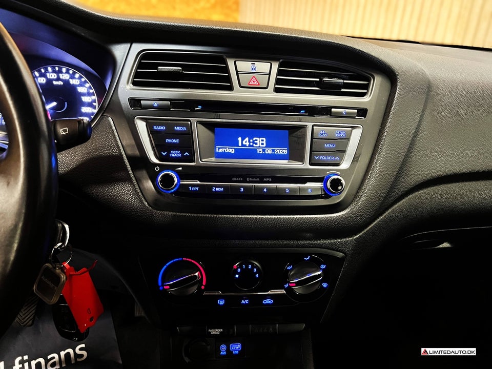 Hyundai i20 1,25 Passion 5d