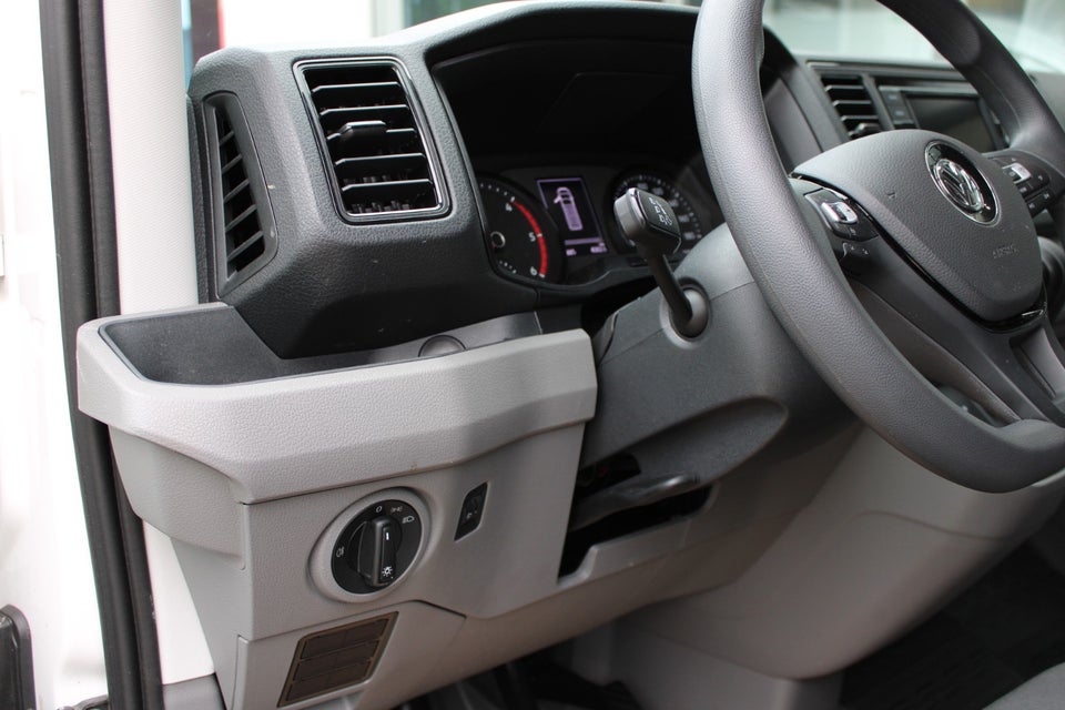 VW Crafter 35 2,0 TDi 177 Kassevogn L3H2 aut.