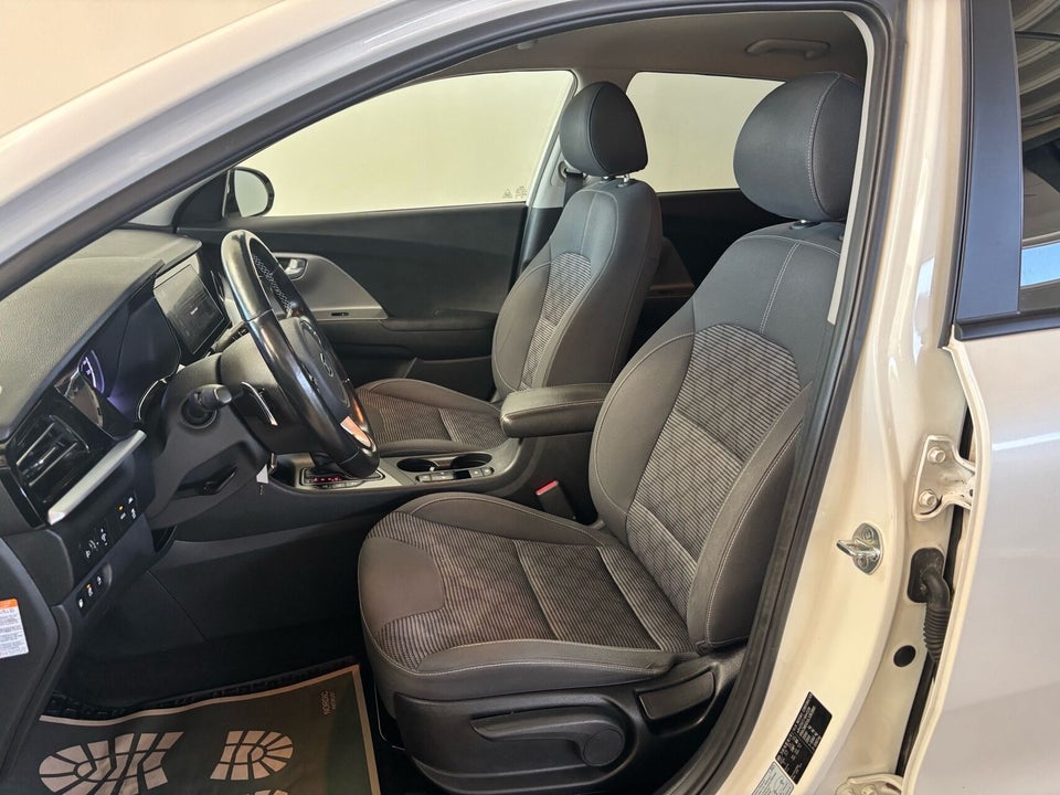 Kia Niro 1,6 PHEV Comfort+ DCT 5d
