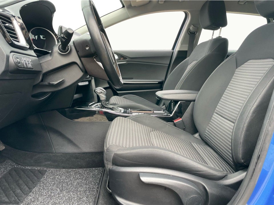 Kia Ceed 1,6 PHEV Prestige SW DCT 5d