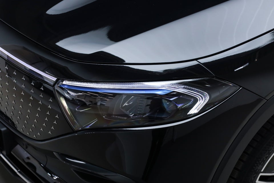 Mercedes EQB250+ AMG Premium 7prs 5d