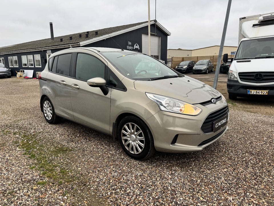 Ford B-MAX 1,0 SCTi 100 Titanium 5d