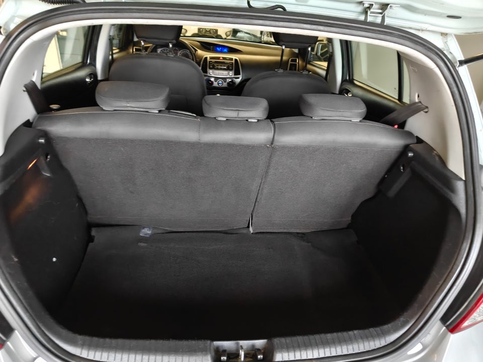 Hyundai i20 1,25 Classic XTR 5d