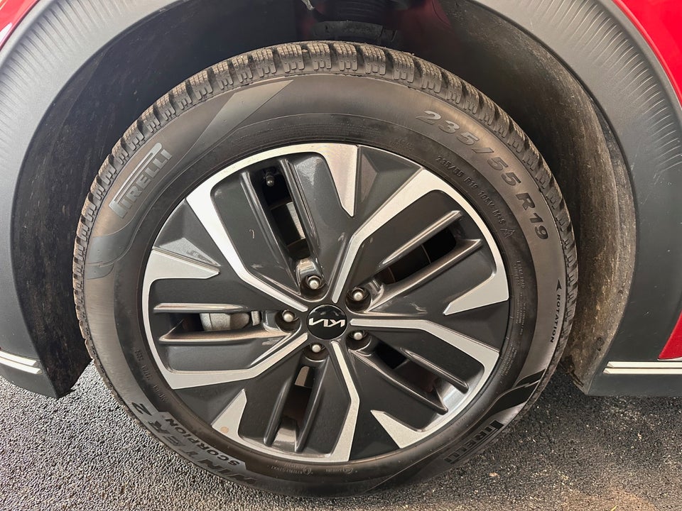 Kia EV6 58 Standard Range Upgrade 5d