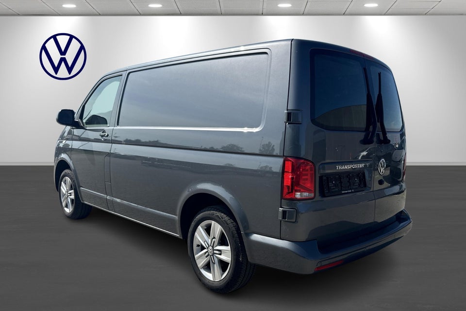 VW Transporter 2,0 TDi 150 Kassevogn DSG kort