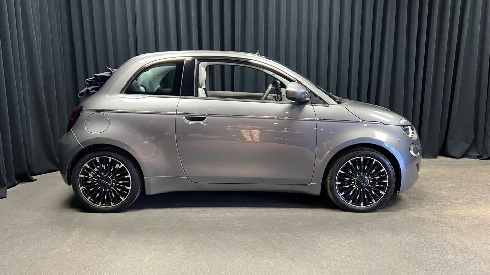 Fiat 500e 42 Icon Pack Cabrio 2d