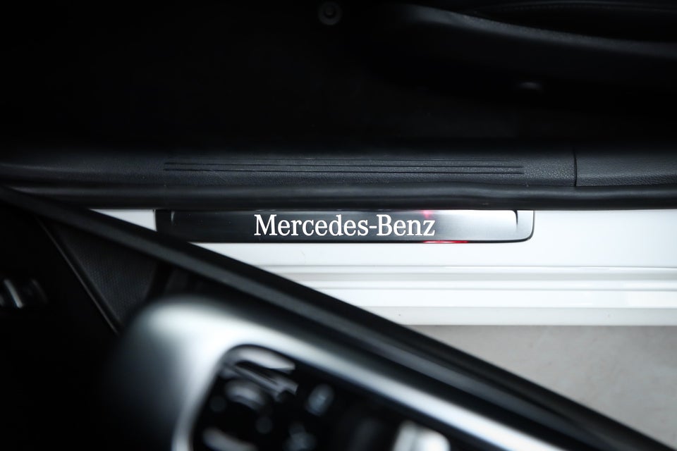 Mercedes C300 2,0 AMG Line aut. 4d