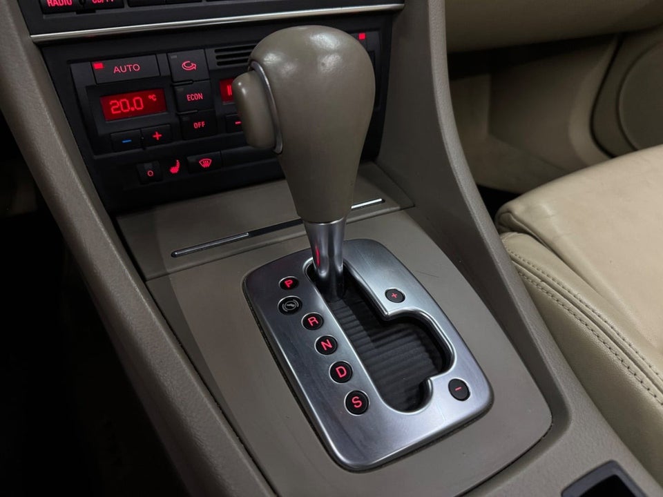 Audi A4 3,0 TDi Cabriolet quattro Tiptr. 2d