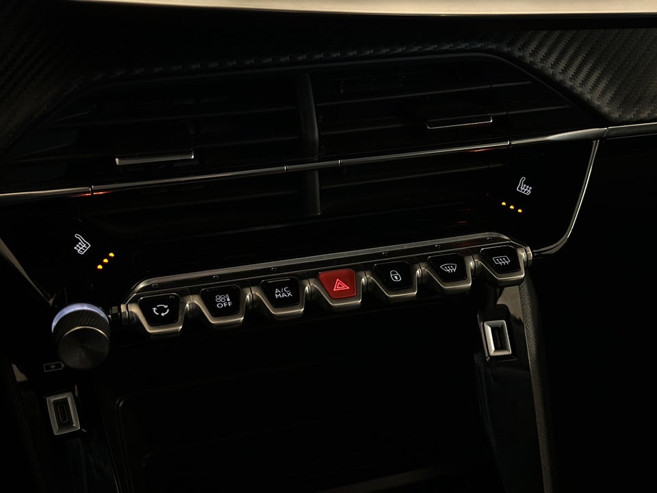 Peugeot e-208 50 Active Pack 5d