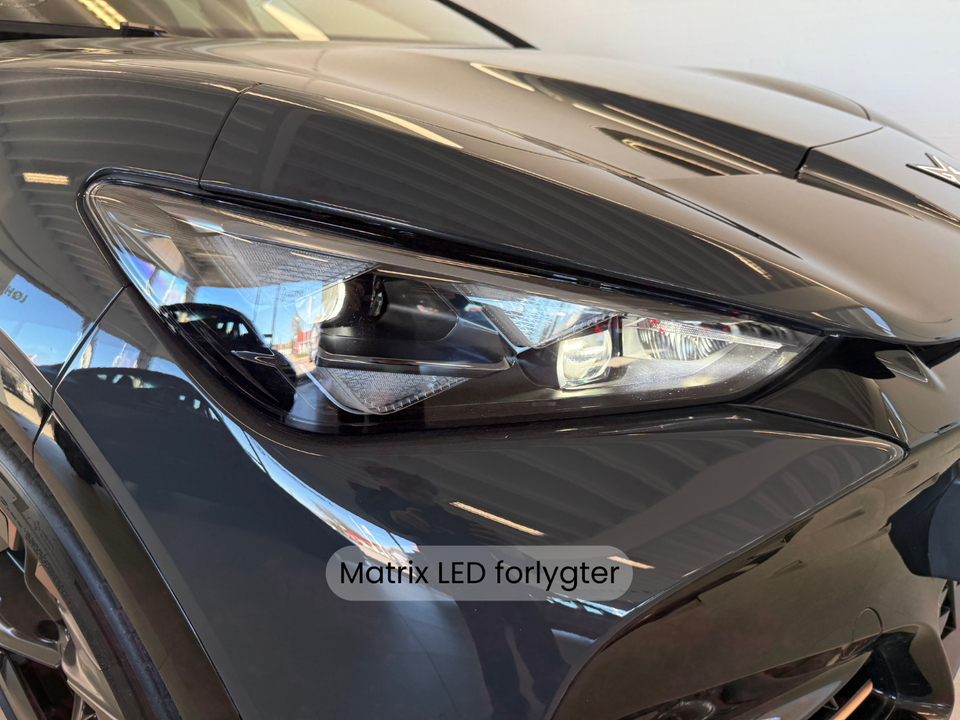 Cupra Tavascan 77 Adrenaline 5d