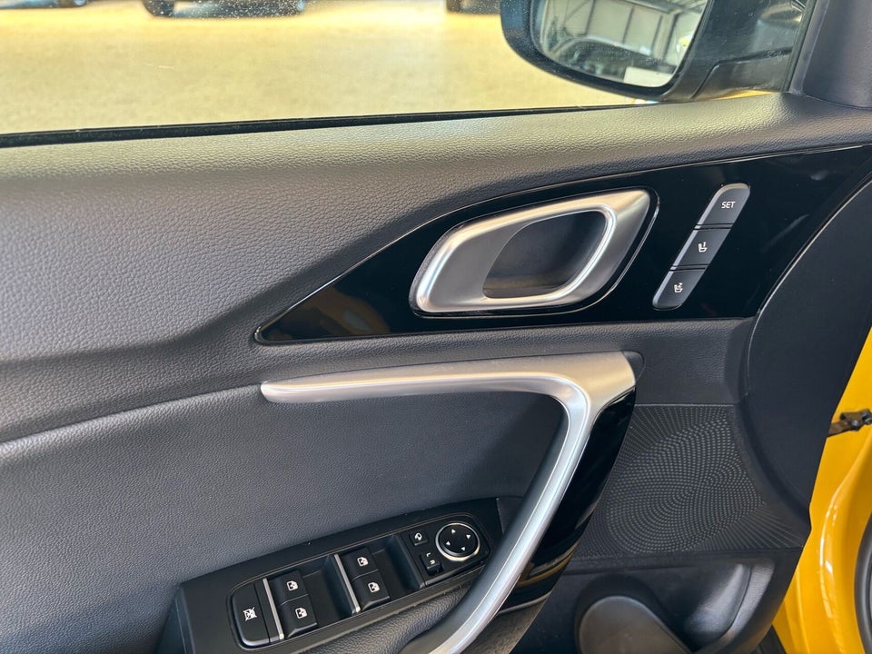 Kia XCeed 1,6 PHEV Upgrade Intro DCT 5d
