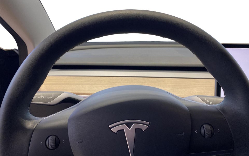 Tesla Model 3 RWD 4d