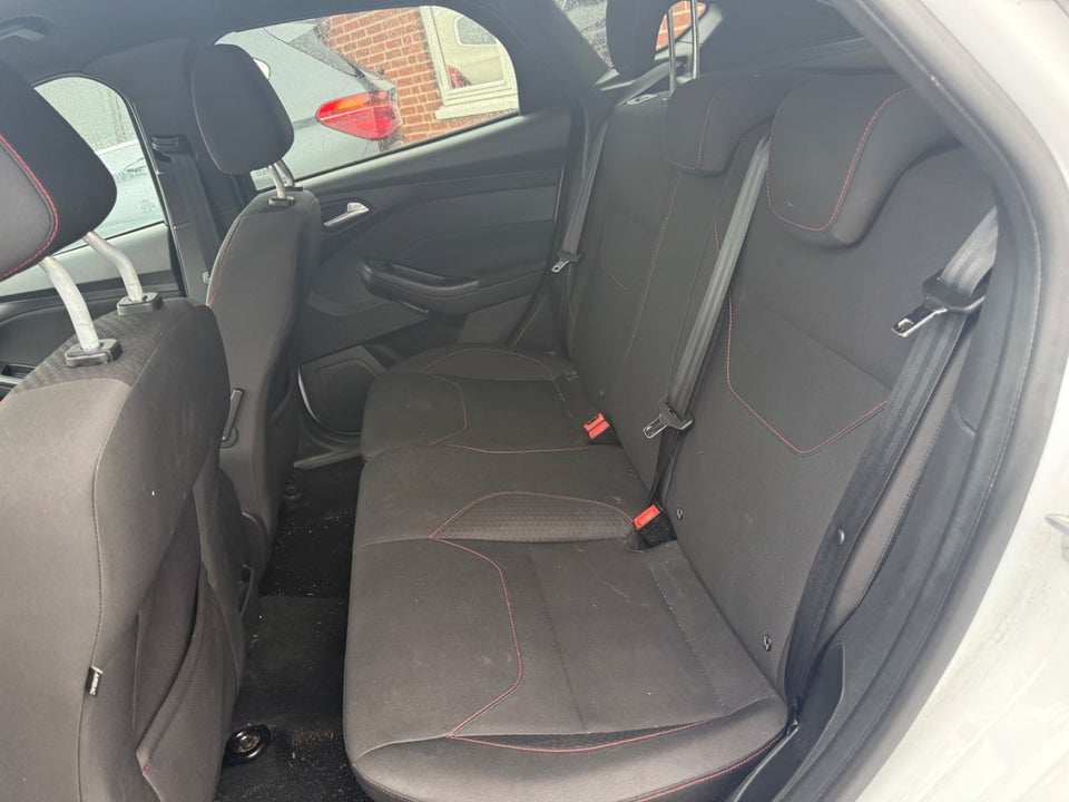 Ford Focus 1,0 SCTi 125 ST-Line 5d