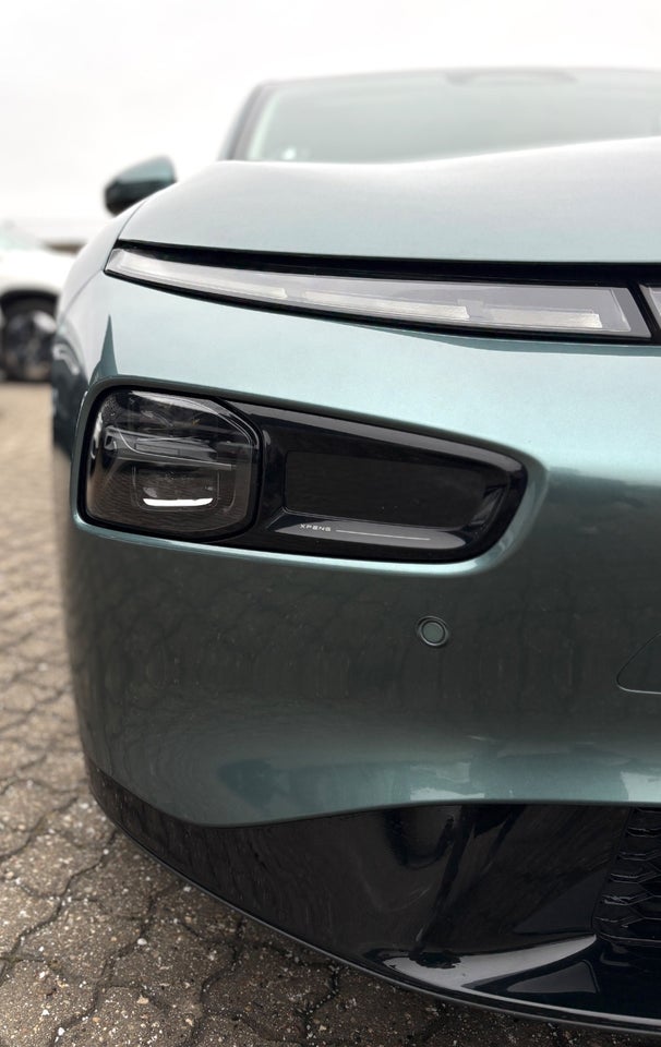 Xpeng P7 Long Range 4d