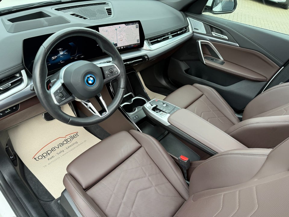 BMW iX1 eDrive20 Fully Charged M-Sport 5d