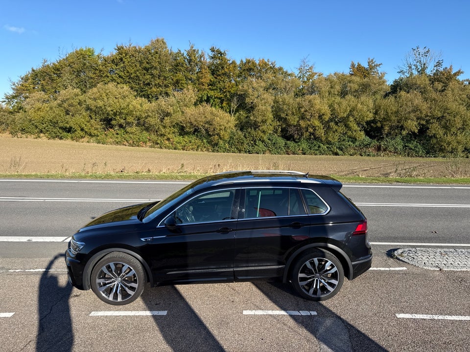 VW Tiguan 2,0 TSi 190 R-line DSG 4Motion Van 5d