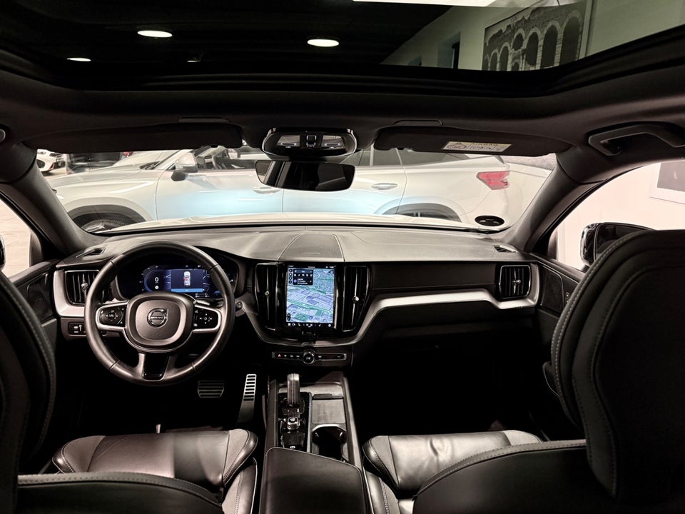 Volvo XC60 2,0 T6 ReCharge R-Design aut. AWD 5d