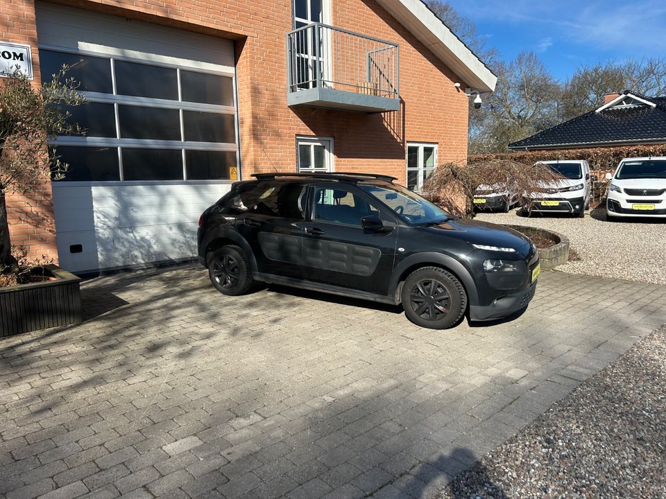 Citroën C4 Cactus 1,6 BlueHDi 100 Feel Van 5d