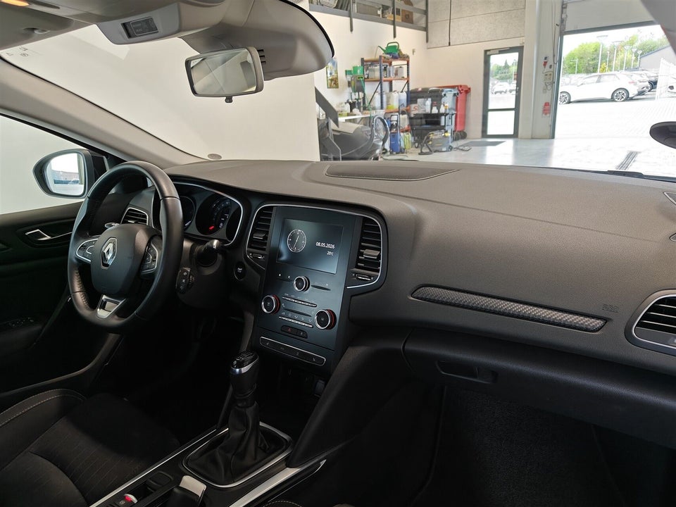 Renault Megane IV 1,3 TCe 140 Limited Sport Tourer 5d